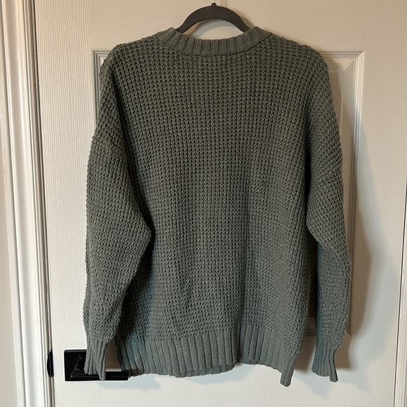American Eagle Oversized Crew Neck Sweater - Picture 4 of 5